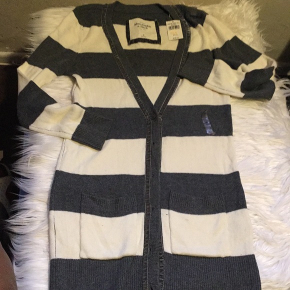 Abercrombie Cardigan - Picture 7 of 8